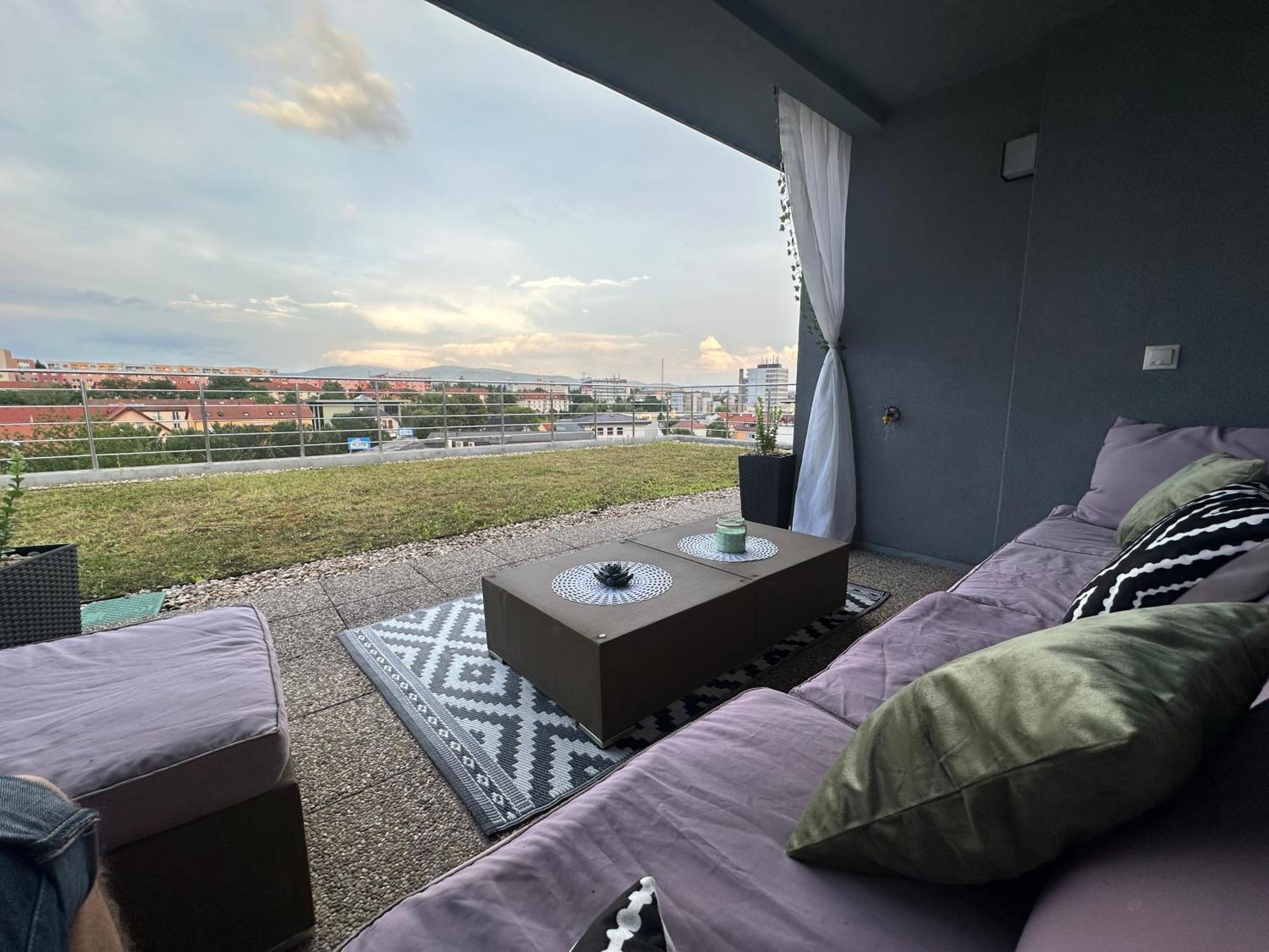 Panorama Apartments Πρέσοβ Εξωτερικό φωτογραφία